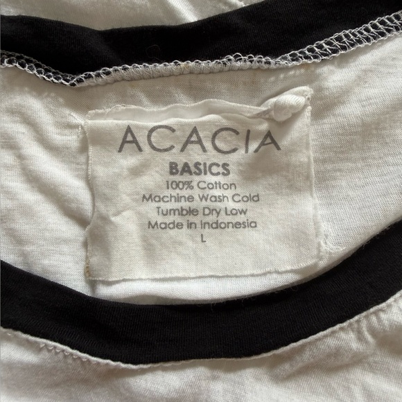 Acacia basic tee (Size L) - Picture 3 of 5